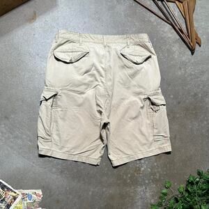 Vintage Levi’s Tan Cargo Shorts 38" Baggy Skater Relaxed Fit Jean Shorts Jorts